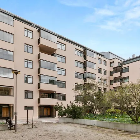 By The Sea In Design District Apartmán *